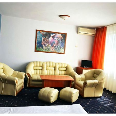 Hotel Rahovets Gorna Oryakhovitsa Luaran gambar